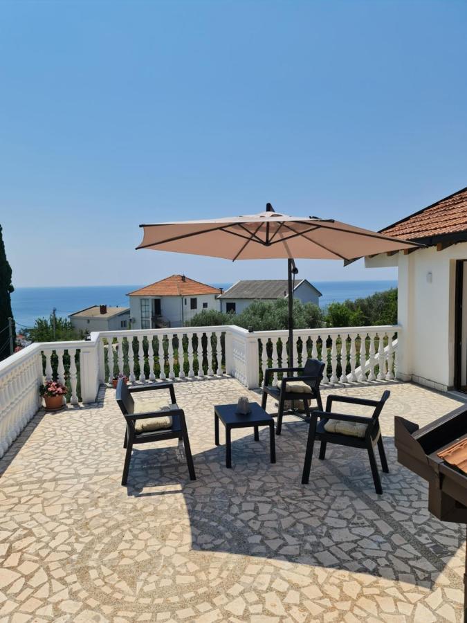 Luxury Penthouse With Panoramic View Apartamento Ulcinj Exterior foto