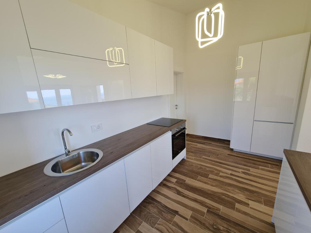 Luxury Penthouse With Panoramic View Apartamento Ulcinj Exterior foto