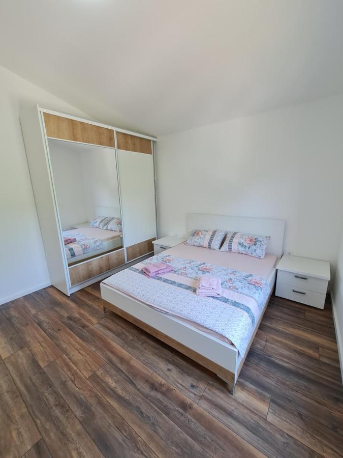 Luxury Penthouse With Panoramic View Apartamento Ulcinj Exterior foto