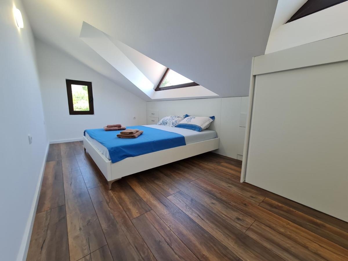 Luxury Penthouse With Panoramic View Apartamento Ulcinj Exterior foto